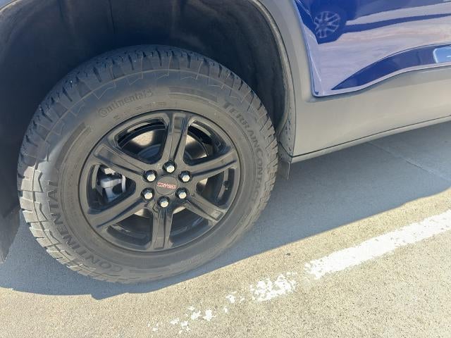 2023 GMC Acadia AWD AT4