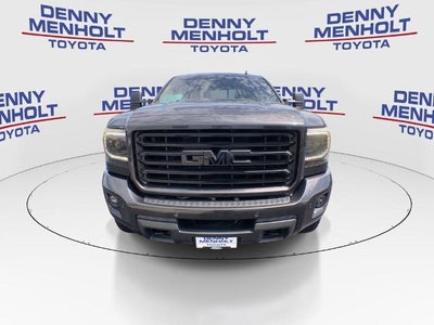2015 GMC Sierra 2500 HD Crew Cab Standard Box 4-Wheel Drive Denali