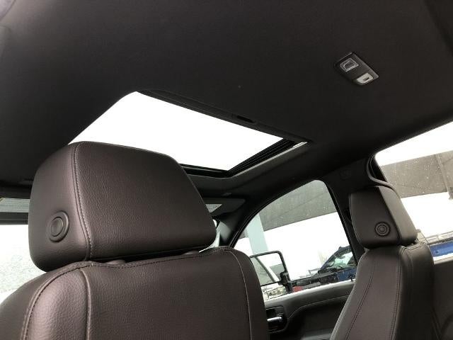 2022 GMC Sierra 2500 HD Crew Cab Standard Box 4-Wheel Drive Denali