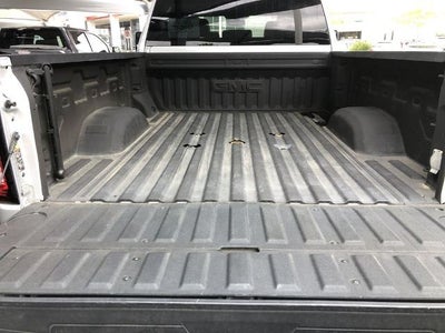 2022 GMC Sierra 3500HD Crew Cab Standard Box 4-Wheel Drive SLT