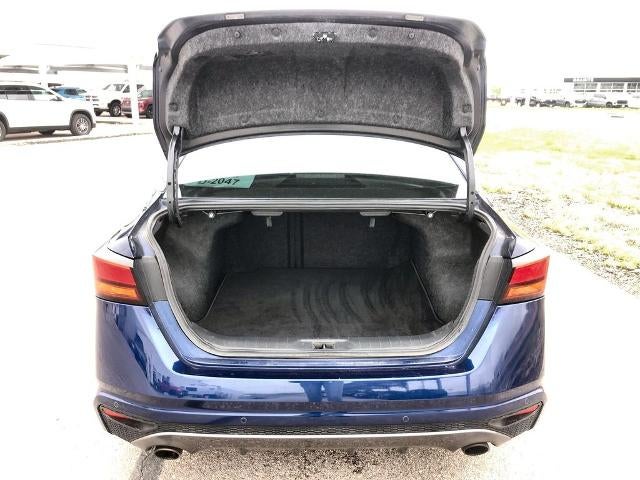 2022 Nissan Altima 2.5 SR Sedan