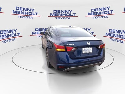 2022 Nissan Altima 2.5 SR Sedan