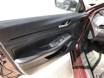 2024 Nissan Altima 2.5 SV Sedan