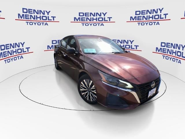 2024 Nissan Altima 2.5 SV Sedan