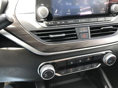 2024 Nissan Altima 2.5 SV Sedan