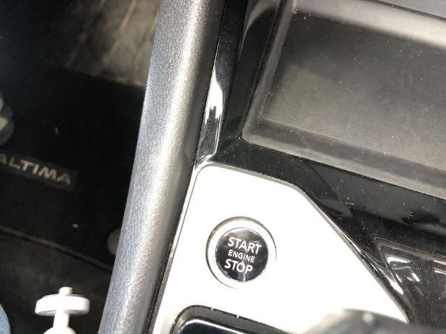 2024 Nissan Altima 2.5 SV Sedan