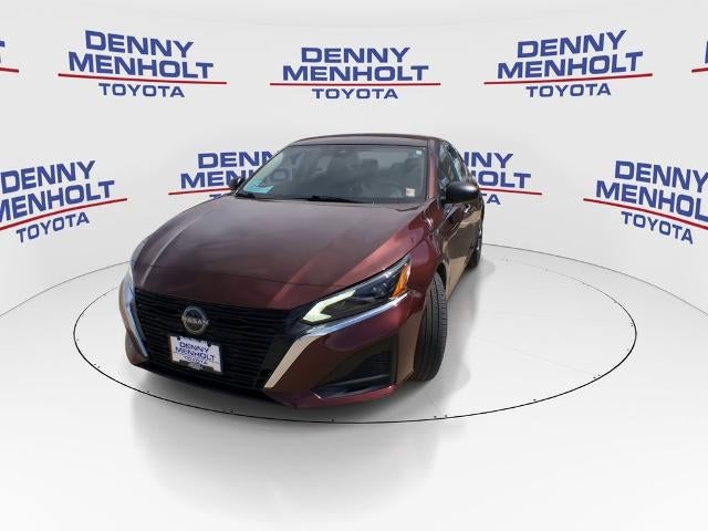 2024 Nissan Altima 2.5 SV Sedan