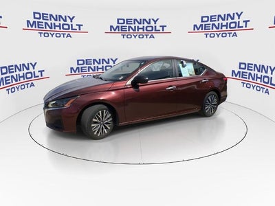 2024 Nissan Altima 2.5 SV Sedan