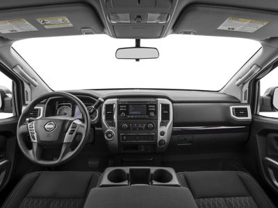 2017 Nissan Titan 4x4 Crew Cab SV