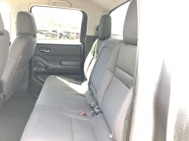 2023 Nissan Frontier Crew Cab 4x4 SV Auto