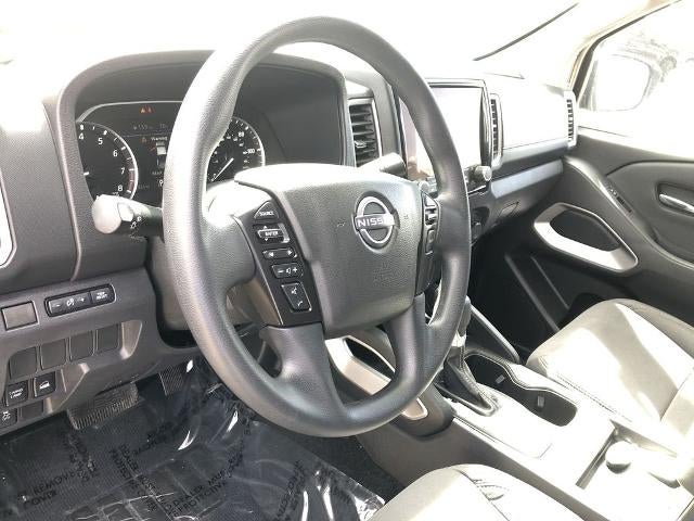 2023 Nissan Frontier Crew Cab 4x4 SV Auto