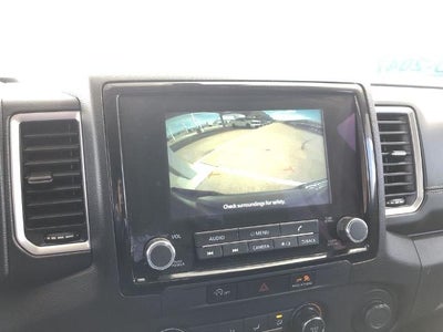 2023 Nissan Frontier Crew Cab 4x4 SV Auto