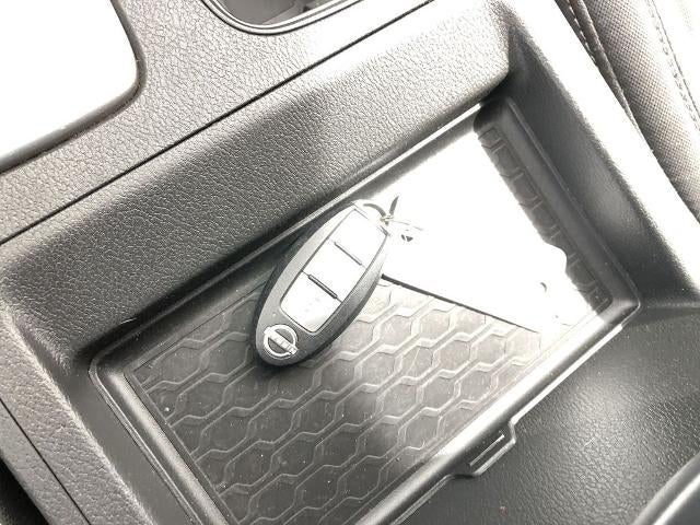 2023 Nissan Frontier Crew Cab 4x4 SV Auto