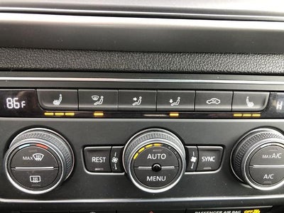 2021 Volkswagen Atlas 3.6L V6 SE w/Technology 4MOTION *Ltd Avail*