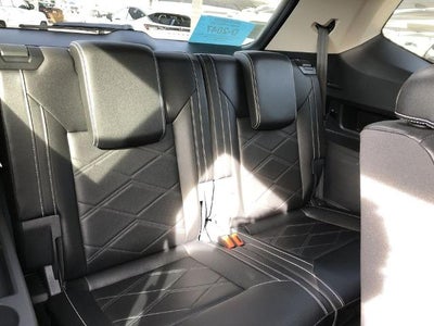 2025 Volkswagen Atlas 2.0T SE w/Technology 4MOTION