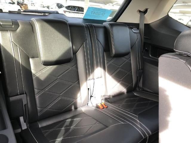 2025 Volkswagen Atlas 2.0T SE w/Technology 4MOTION