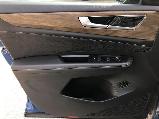 2025 Volkswagen Atlas 2.0T SE w/Technology 4MOTION