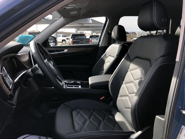 2025 Volkswagen Atlas 2.0T SE w/Technology 4MOTION