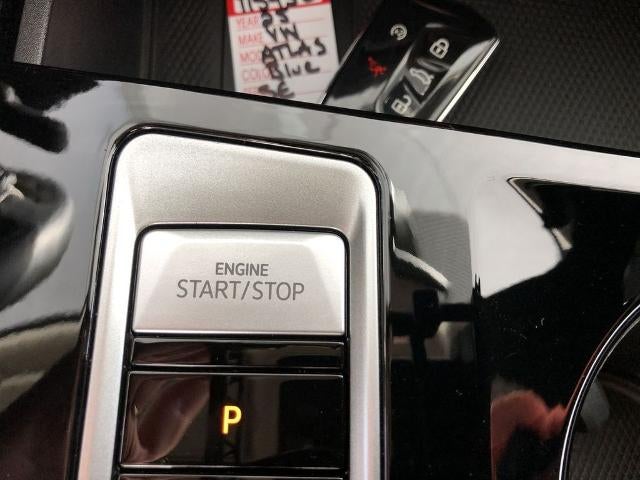 2025 Volkswagen Atlas 2.0T SE w/Technology 4MOTION