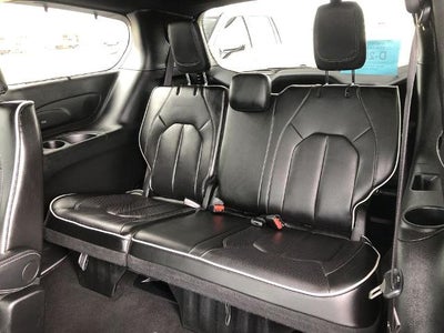 2025 Chrysler Pacifica Limited FWD