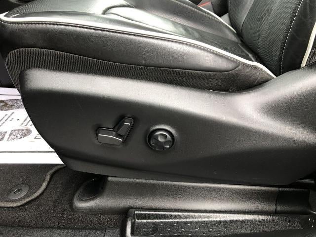 2025 Chrysler Pacifica Limited FWD