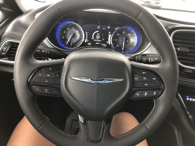 2025 Chrysler Pacifica Limited FWD