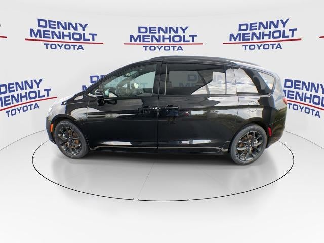 2025 Chrysler Pacifica Limited FWD