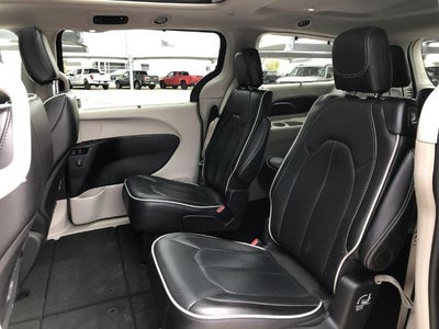 2024 Chrysler Pacifica Limited FWD
