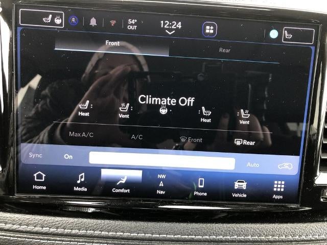 2024 Chrysler Pacifica Limited FWD