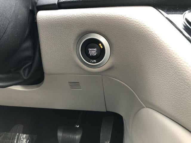 2024 Chrysler Pacifica Limited FWD