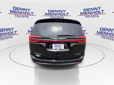 2024 Chrysler Pacifica Limited FWD