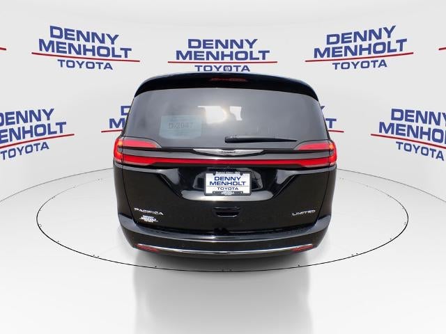 2024 Chrysler Pacifica Limited FWD