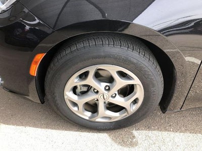 2024 Chrysler Pacifica Limited FWD