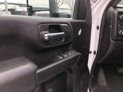 2025 Chevrolet Silverado 2500 HD Crew Cab Standard Box 4-Wheel Drive Custom