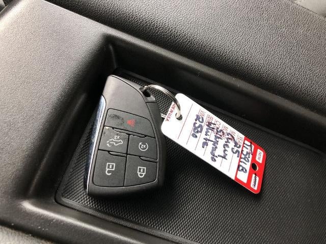 2025 Chevrolet Silverado 2500 HD Crew Cab Standard Box 4-Wheel Drive Custom