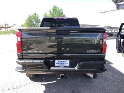 2022 Chevrolet Silverado 2500 HD Crew Cab Standard Box 4-Wheel Drive High Country