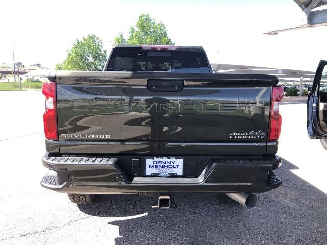 2022 Chevrolet Silverado 2500 HD Crew Cab Standard Box 4-Wheel Drive High Country