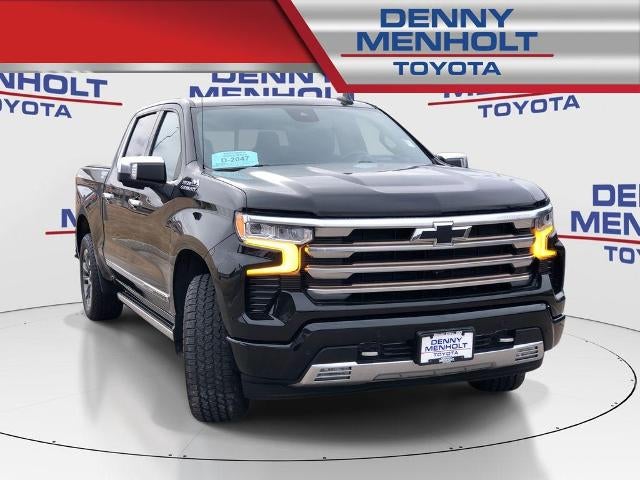 2022 Chevrolet Silverado 1500 Crew Cab Short Box 4-Wheel Drive High Country