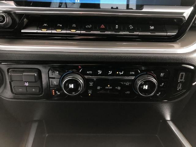 2022 Chevrolet Silverado 1500 Crew Cab Short Box 4-Wheel Drive High Country