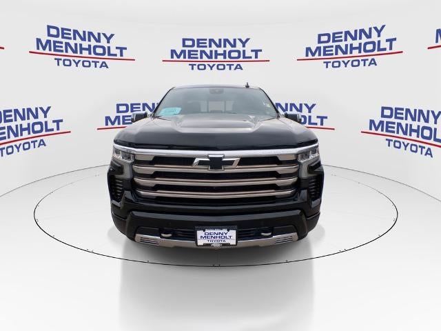 2022 Chevrolet Silverado 1500 Crew Cab Short Box 4-Wheel Drive High Country