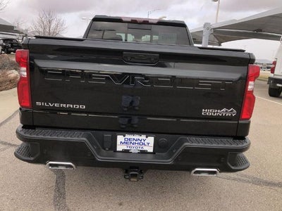 2022 Chevrolet Silverado 1500 Crew Cab Short Box 4-Wheel Drive High Country