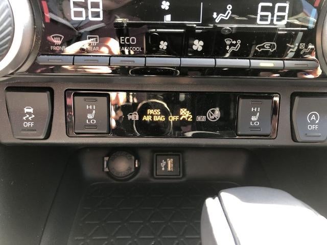 2024 Toyota RAV4 XLE Premium FWD (Natl)