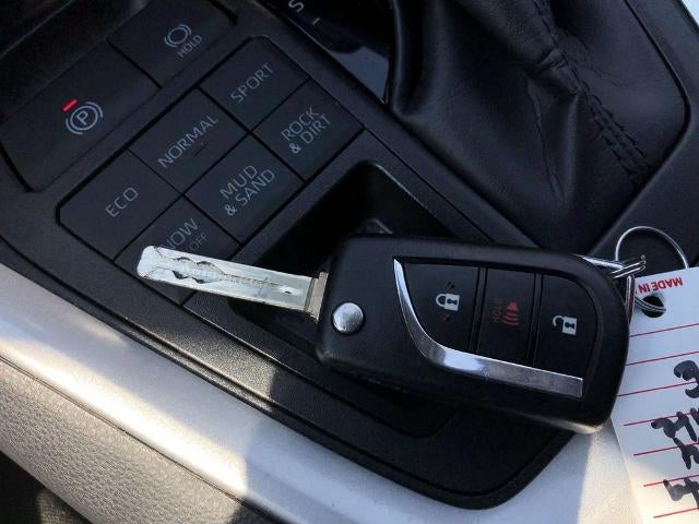 2025 Toyota RAV4 LE AWD (Natl)