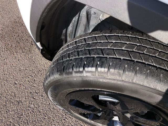 2019 Toyota RAV4 LE FWD (GS)