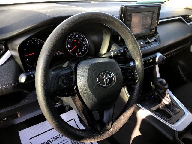 2019 Toyota RAV4 LE FWD (GS)