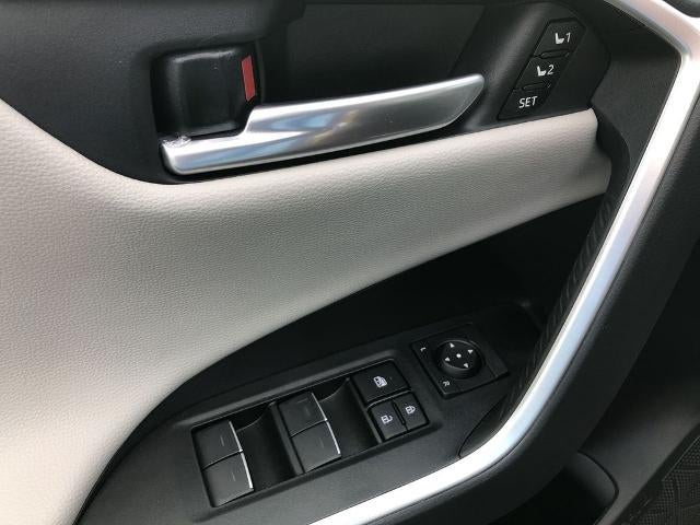 2025 Toyota RAV4 Limited AWD (GS)
