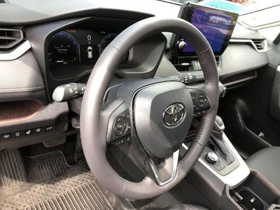2025 Toyota RAV4 Limited AWD (GS)