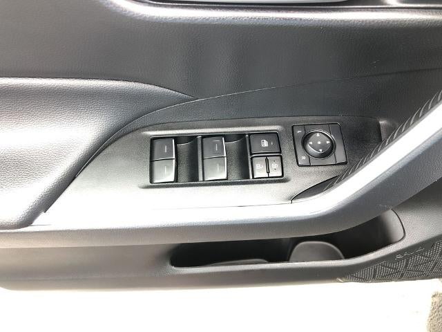 2025 Toyota RAV4 XLE AWD (Natl)