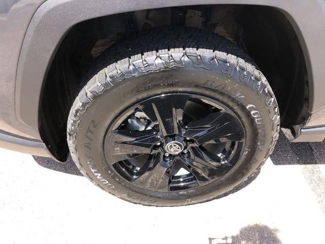 2025 Toyota RAV4 XLE AWD (Natl)