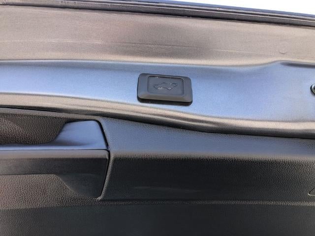 2025 Toyota RAV4 XLE AWD (Natl)